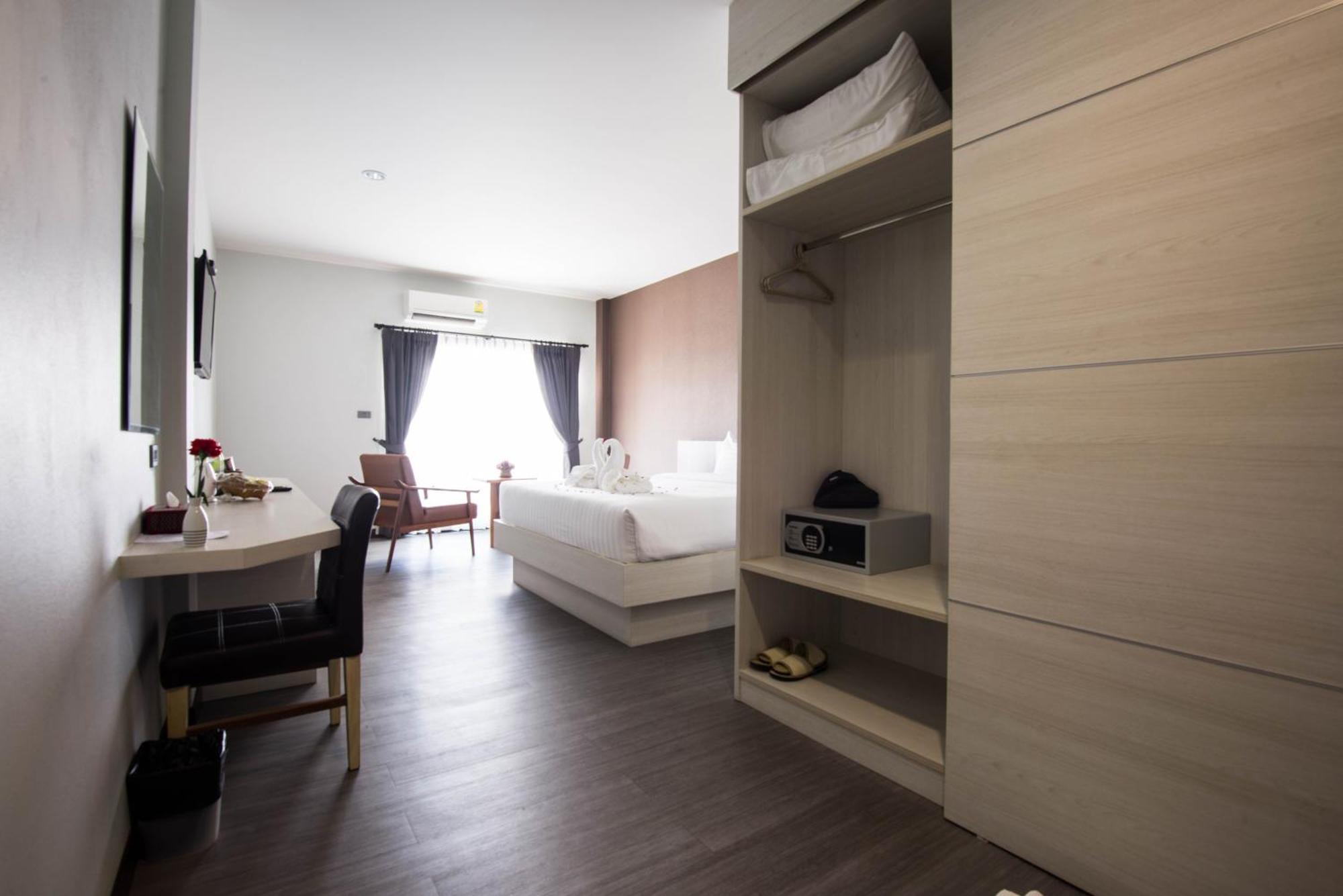Nang Rong Socool Grand Hotel מראה חיצוני תמונה