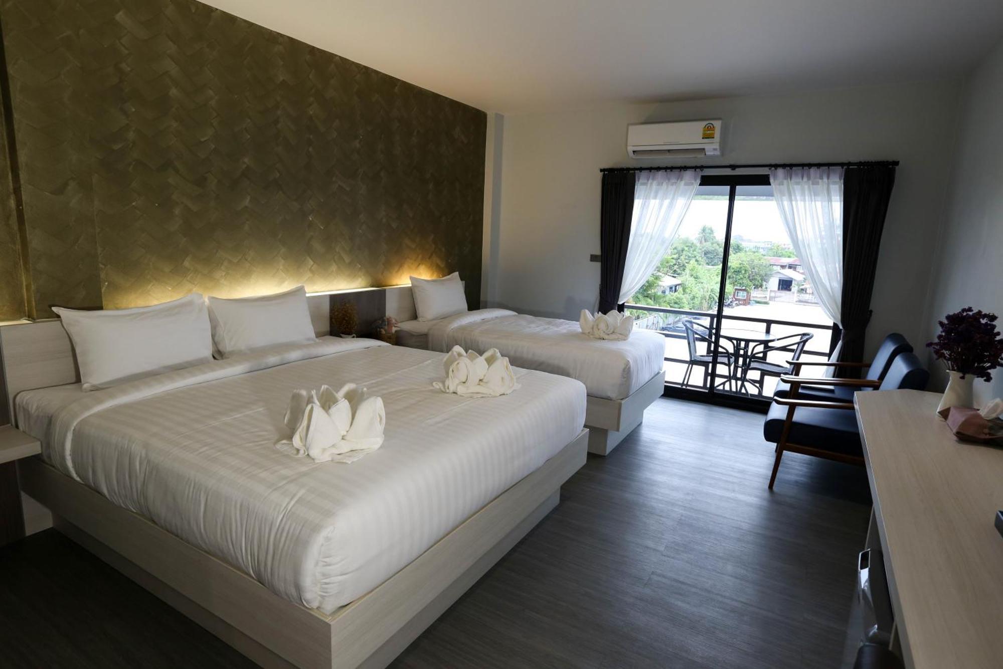 Nang Rong Socool Grand Hotel מראה חיצוני תמונה