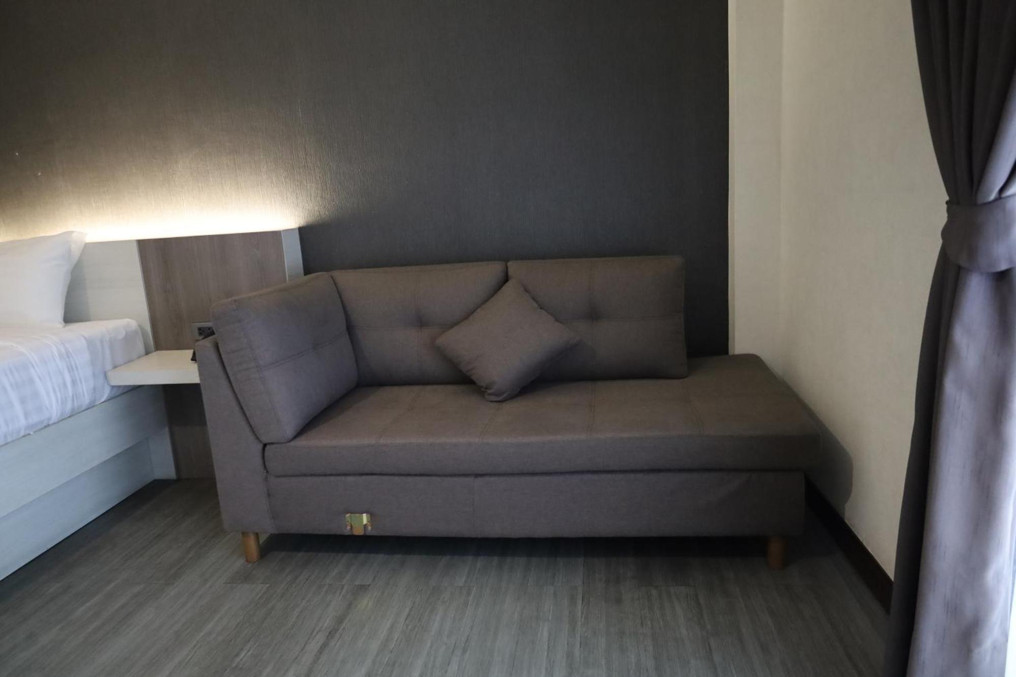 Nang Rong Socool Grand Hotel מראה חיצוני תמונה